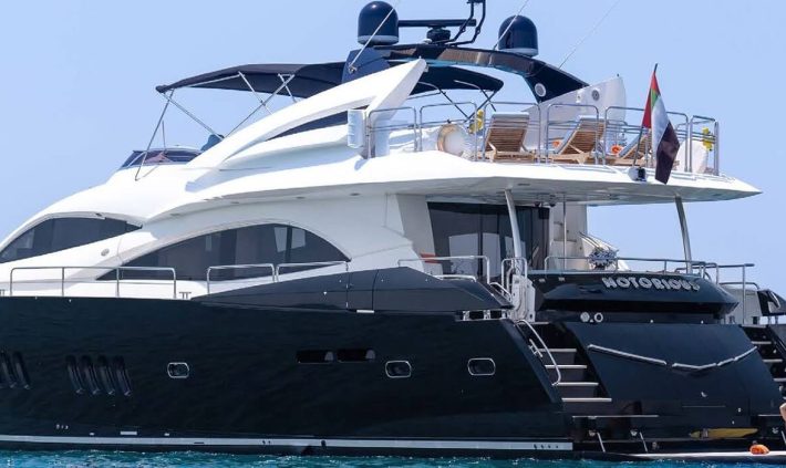 90 sunseeker yacht rental dubai