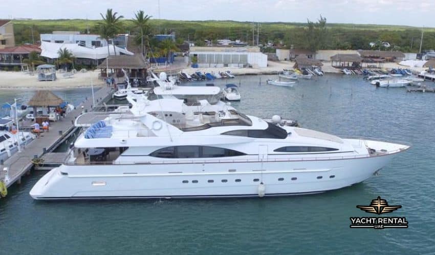 How Much Does a 100-Foot Yacht Cost docking